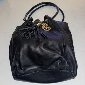 Michael Kors - Black Ring Tote
